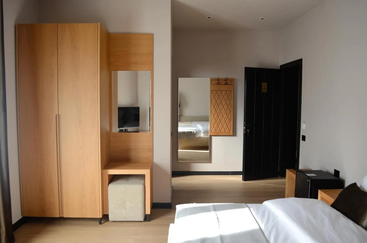 N'Peze Hotel Tirana