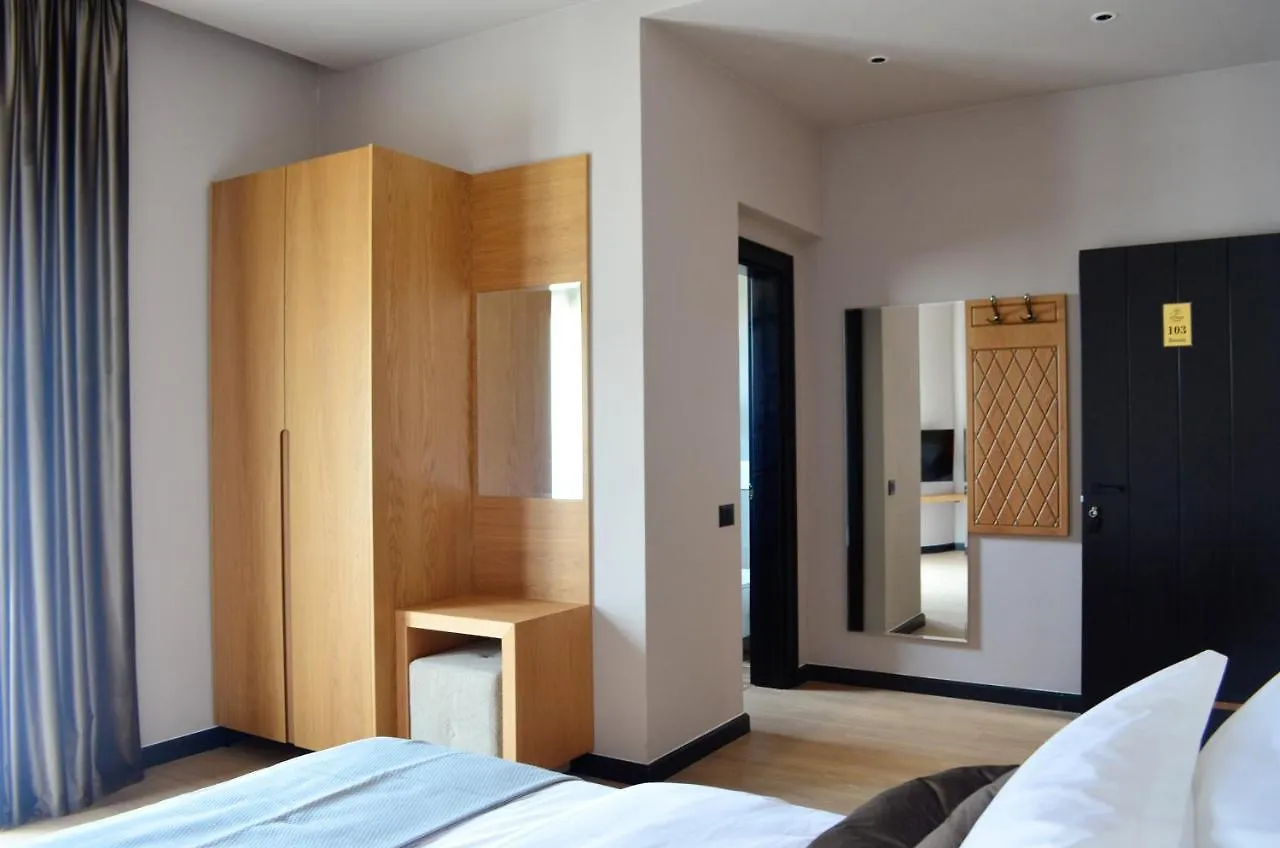 N\'Peze Hotel location